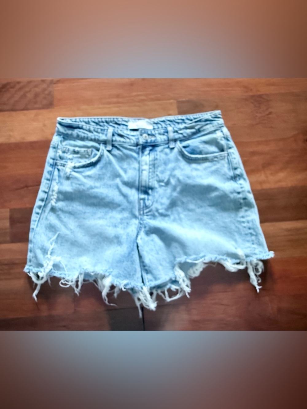 Light Blue Distressed Denim Shorts - Women's Casual Frayed Hem